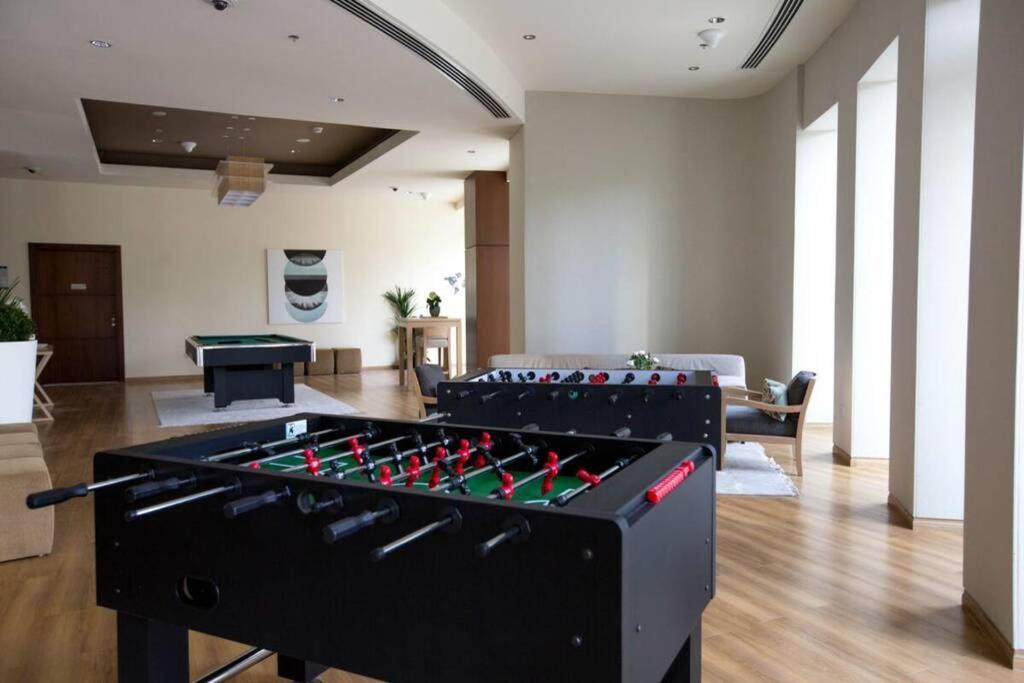 Apartamento First Class 2Br With Full Burj Khalifa And Fountain View Dubái Exterior foto